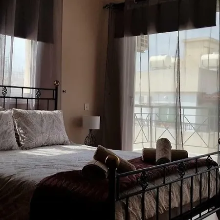Nefeli - Salt Lake View Apartment